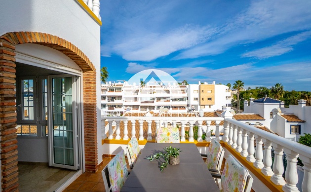 Resale - Villa - Orihuela Costa - Villamartín