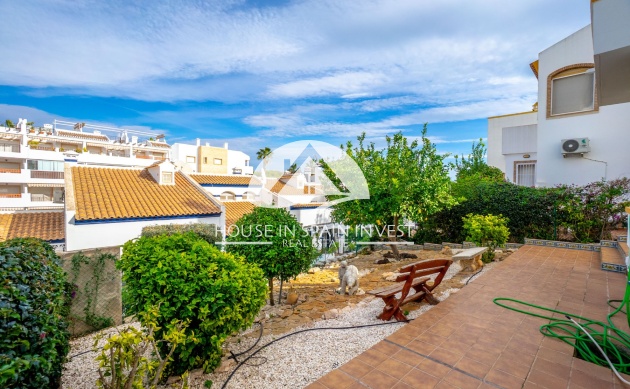 Resale - Villa - Orihuela Costa - Villamartín