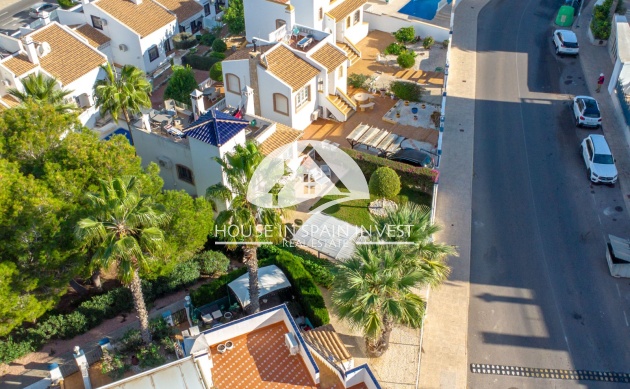 Resale - Villa - Orihuela Costa - Villamartín