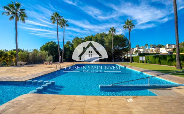 Resale - Villa - Orihuela Costa - Villamartín