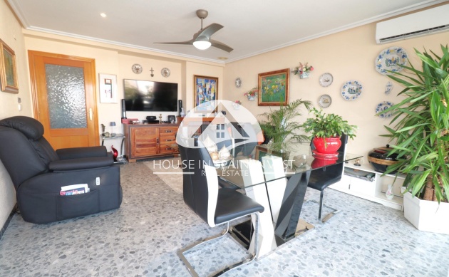 Resale - Apartment  - Santa Pola - Centro