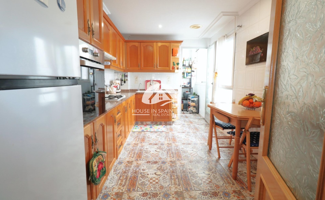 Resale - Apartment  - Santa Pola - Centro