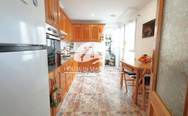 Resale - Apartment  - Santa Pola - Centro