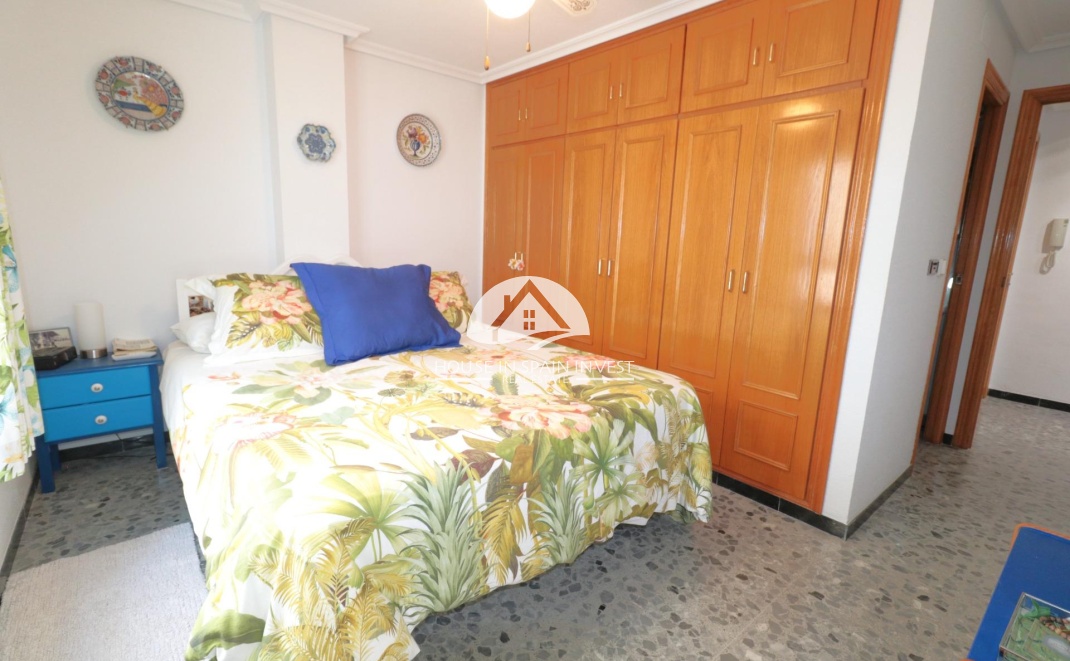 Resale - Apartment  - Santa Pola - Centro