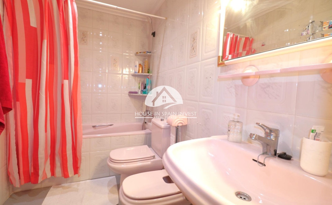 Resale - Apartment  - Santa Pola - Centro