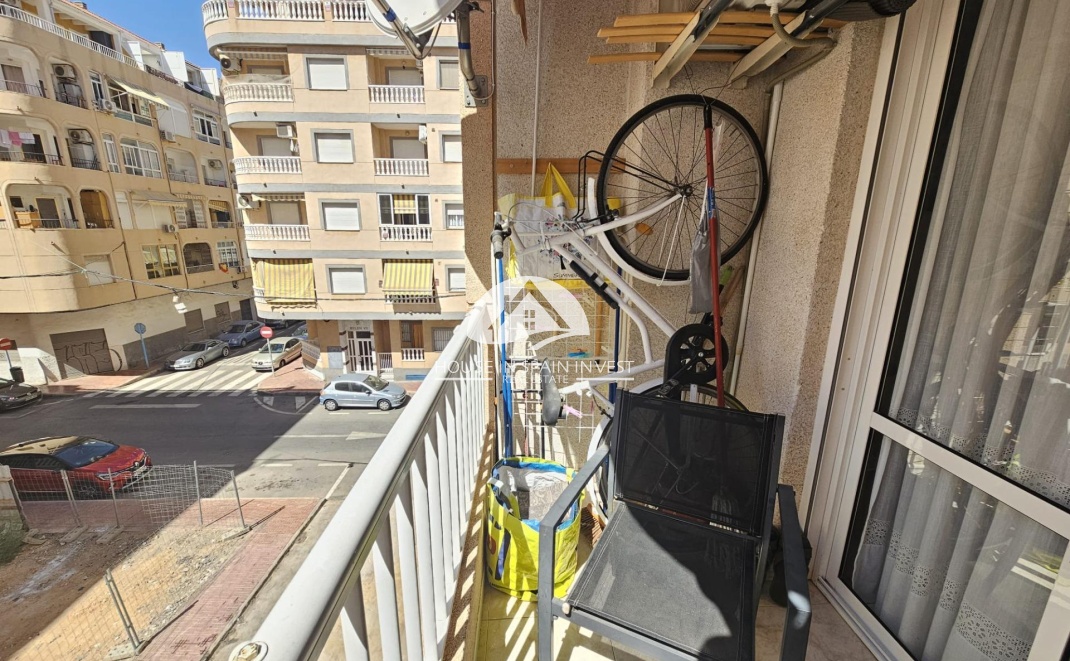 Resale - Apartment  - Torrevieja - El Acequión - Los Náufragos