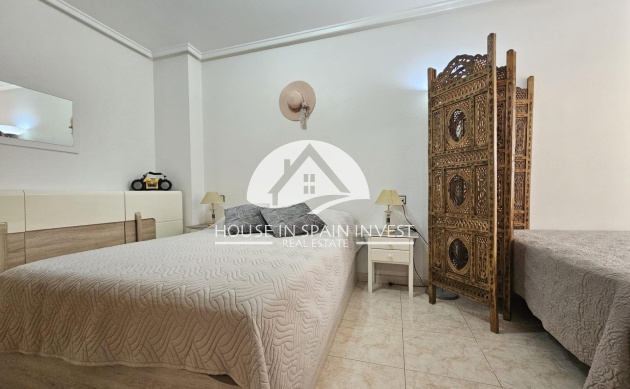 Resale - Apartment  - Torrevieja - El Acequión - Los Náufragos