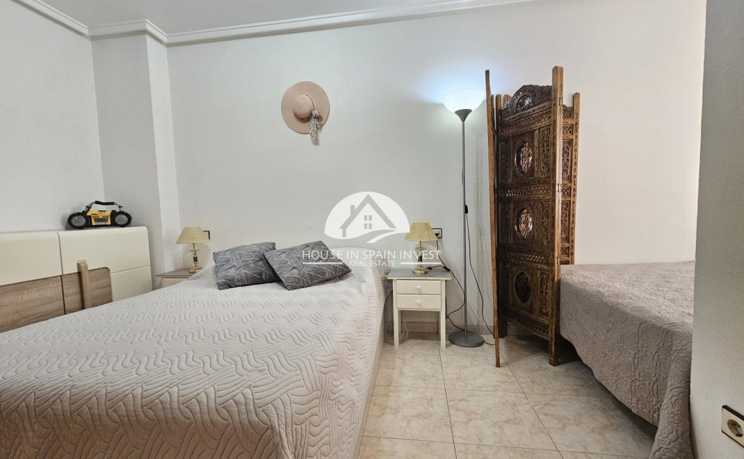 Resale - Apartment  - Torrevieja - El Acequión - Los Náufragos