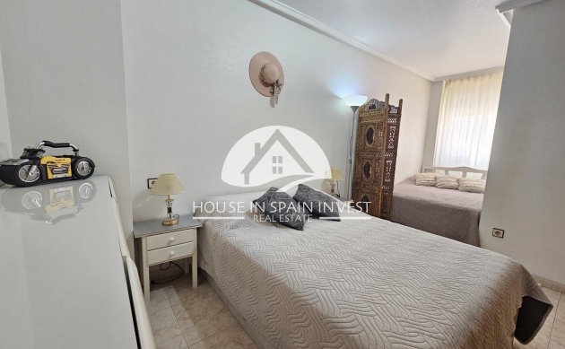 Resale - Apartment  - Torrevieja - El Acequión - Los Náufragos