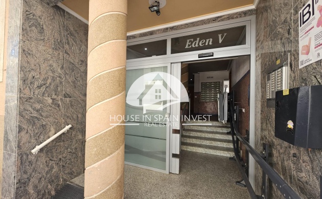 Resale - Apartment  - Torrevieja - El Acequión - Los Náufragos