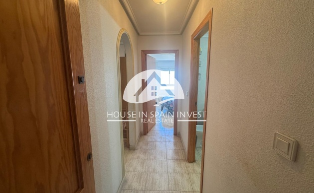 Resale - Apartment  - Torrevieja - El Acequión - Los Náufragos