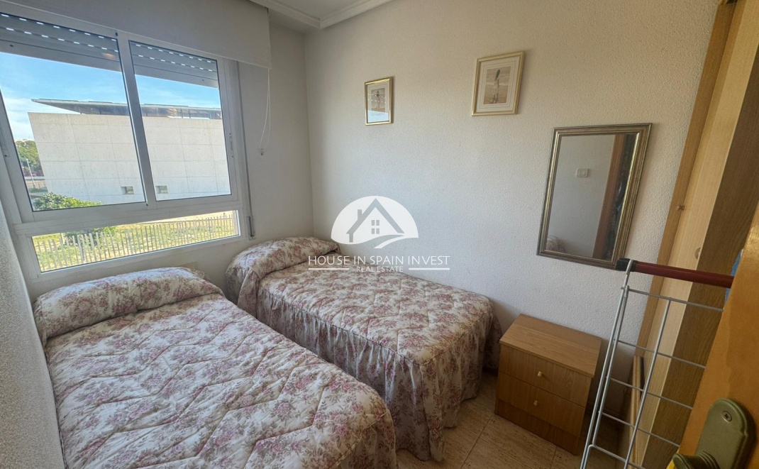 Resale - Apartment  - Torrevieja - El Acequión - Los Náufragos