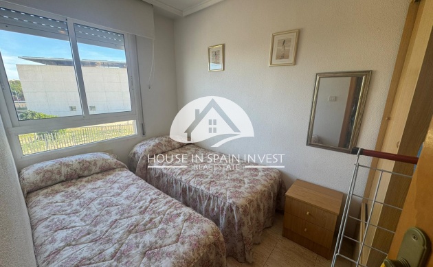 Resale - Apartment  - Torrevieja - El Acequión - Los Náufragos