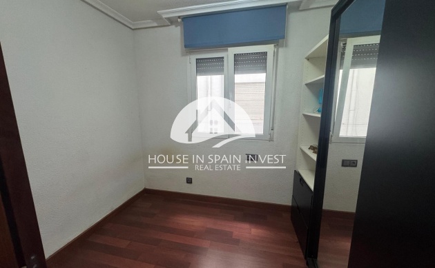Resale - Apartment  - Torrevieja - El Acequión - Los Náufragos