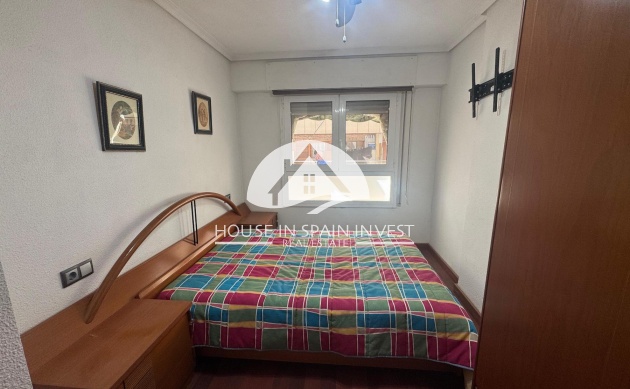 Resale - Apartment  - Torrevieja - El Acequión - Los Náufragos
