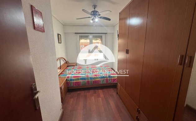 Resale - Apartment  - Torrevieja - El Acequión - Los Náufragos