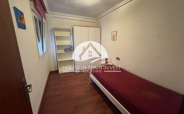 Resale - Apartment  - Torrevieja - El Acequión - Los Náufragos