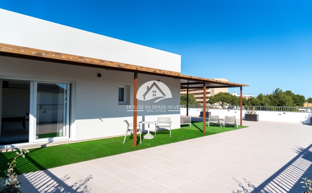 Resale - Apartment  - Orihuela Costa - La Zenia