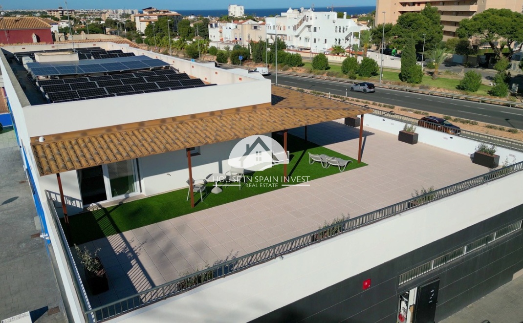 Resale - Apartment  - Orihuela Costa - La Zenia