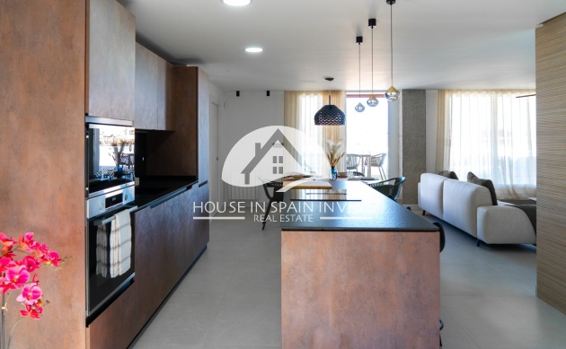 Resale - Apartment  - Orihuela Costa - La Zenia