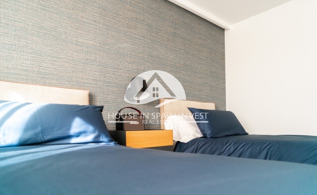 Resale - Apartment  - Orihuela Costa - La Zenia