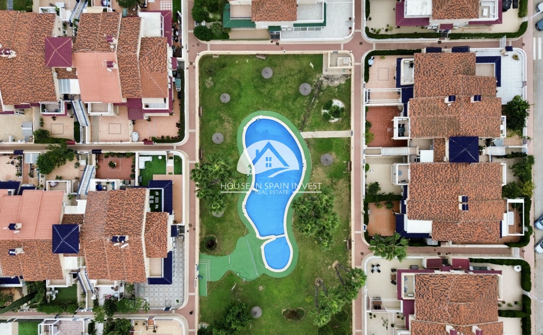 Resale - Apartment  - Orihuela Costa - Playa Flamenca