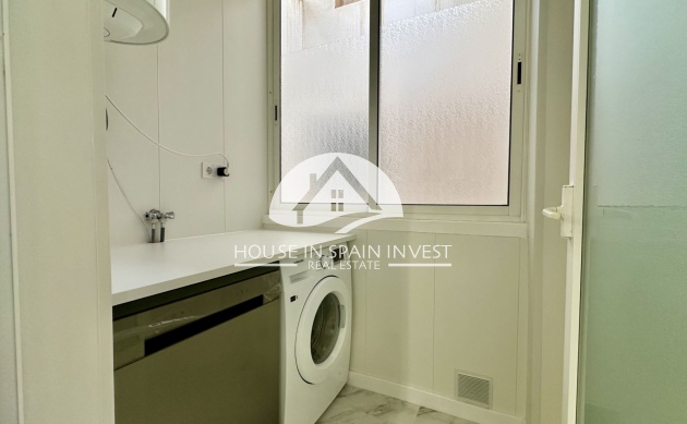 Resale - Apartment  - Orihuela Costa - Playa Flamenca