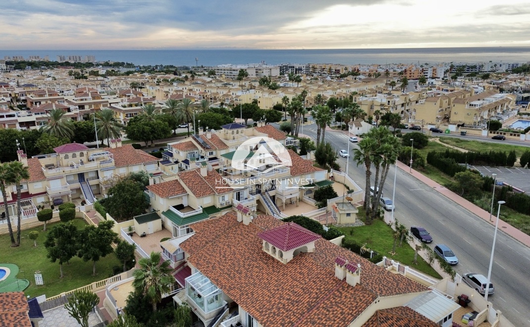 Resale - Apartment  - Orihuela Costa - Playa Flamenca