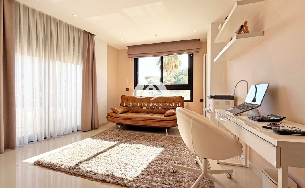 Herverkoop - Villa - Orihuela Costa - Villamartín