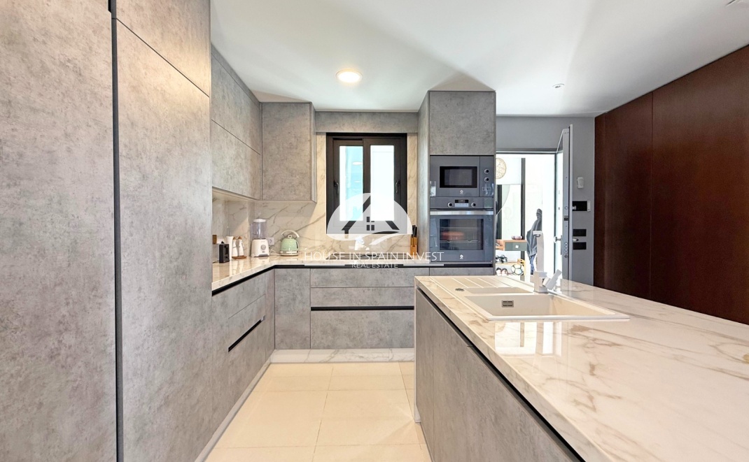 Herverkoop - Villa - Orihuela Costa - Villamartín