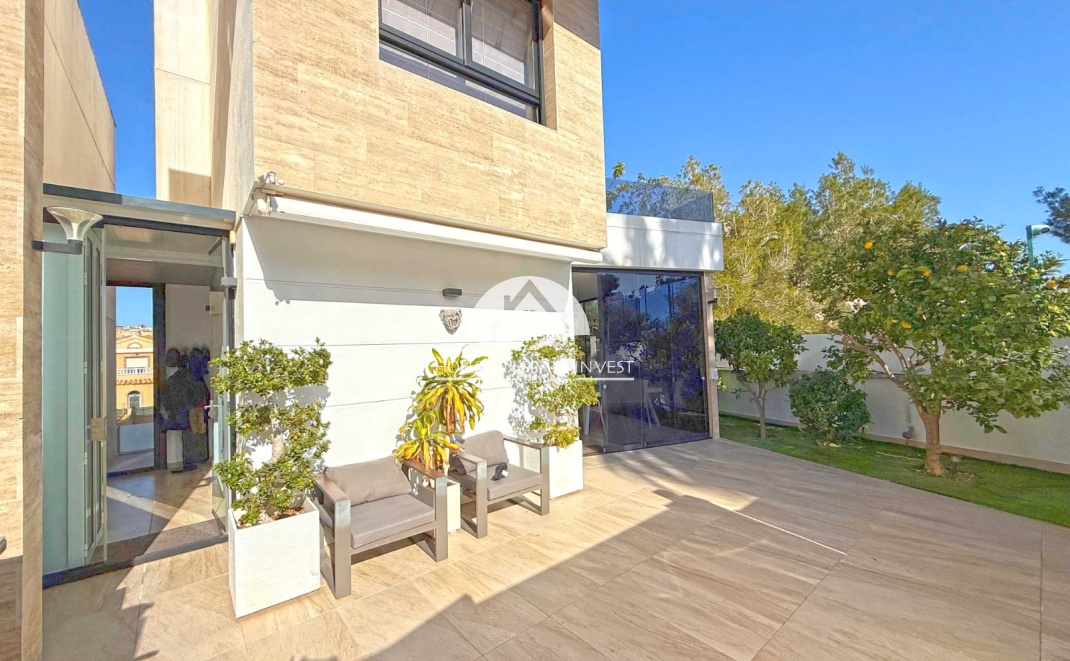 Herverkoop - Villa - Orihuela Costa - Villamartín