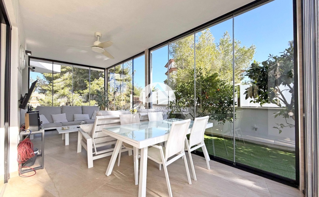 Herverkoop - Villa - Orihuela Costa - Villamartín