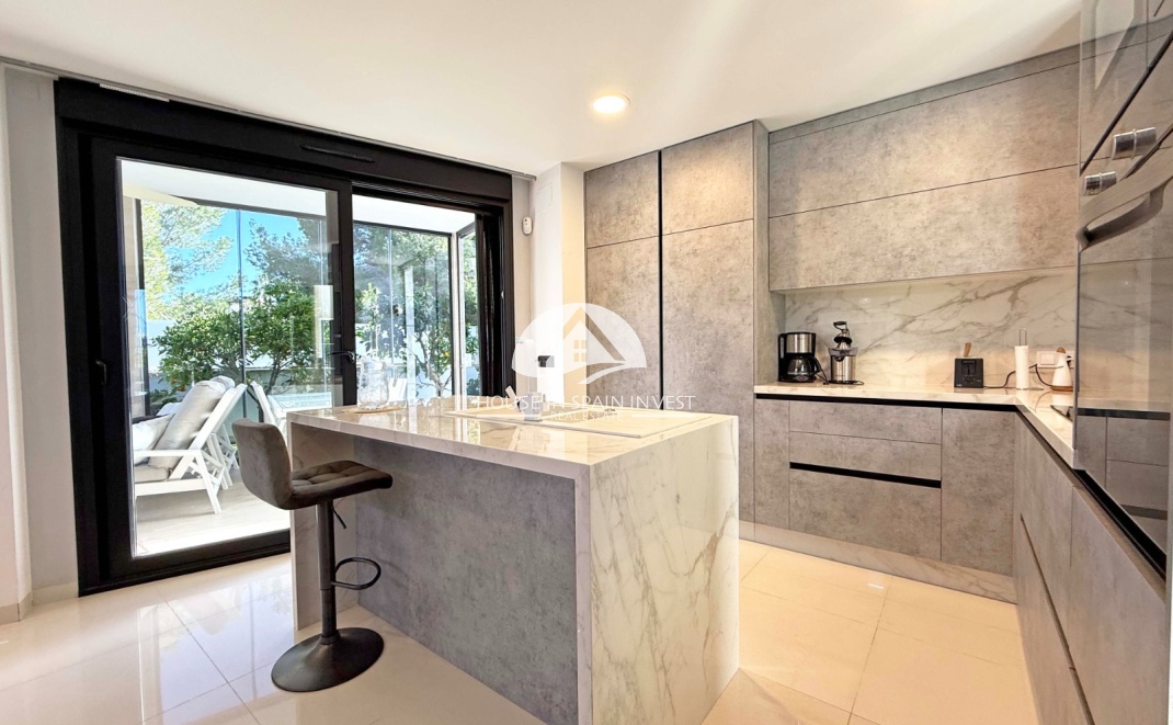 Herverkoop - Villa - Orihuela Costa - Villamartín