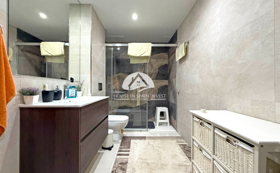 Herverkoop - Villa - Orihuela Costa - Villamartín