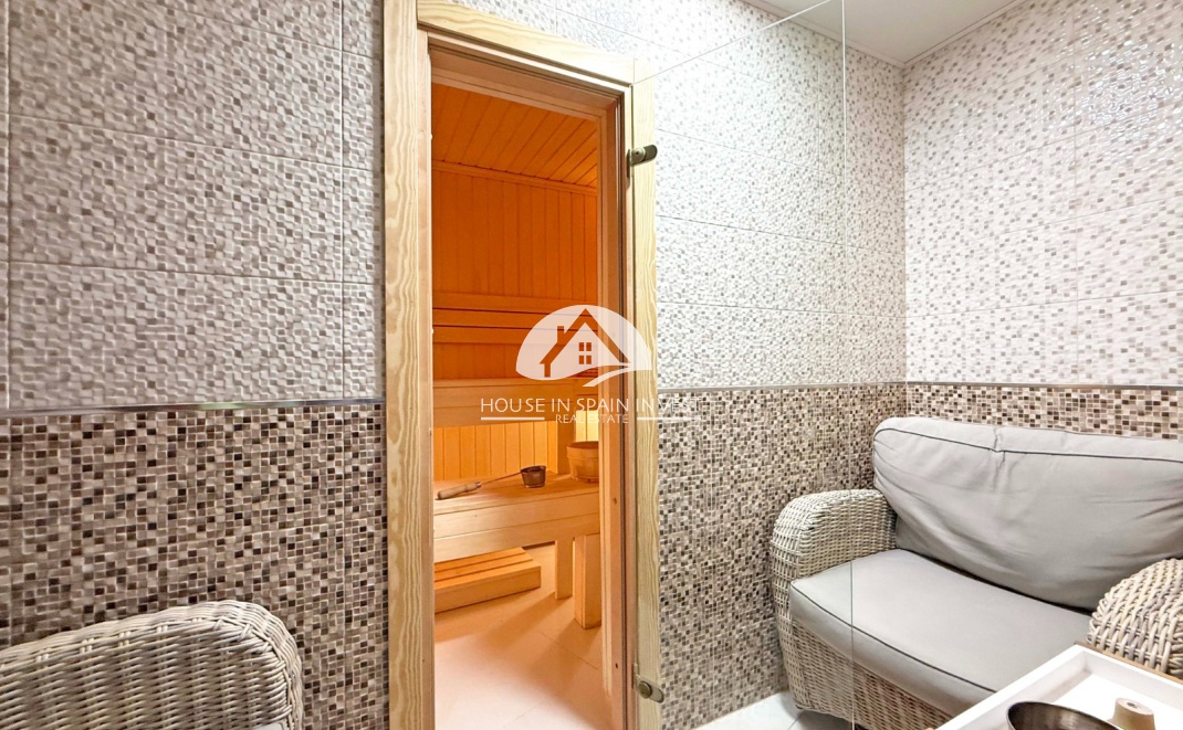 Herverkoop - Villa - Orihuela Costa - Villamartín