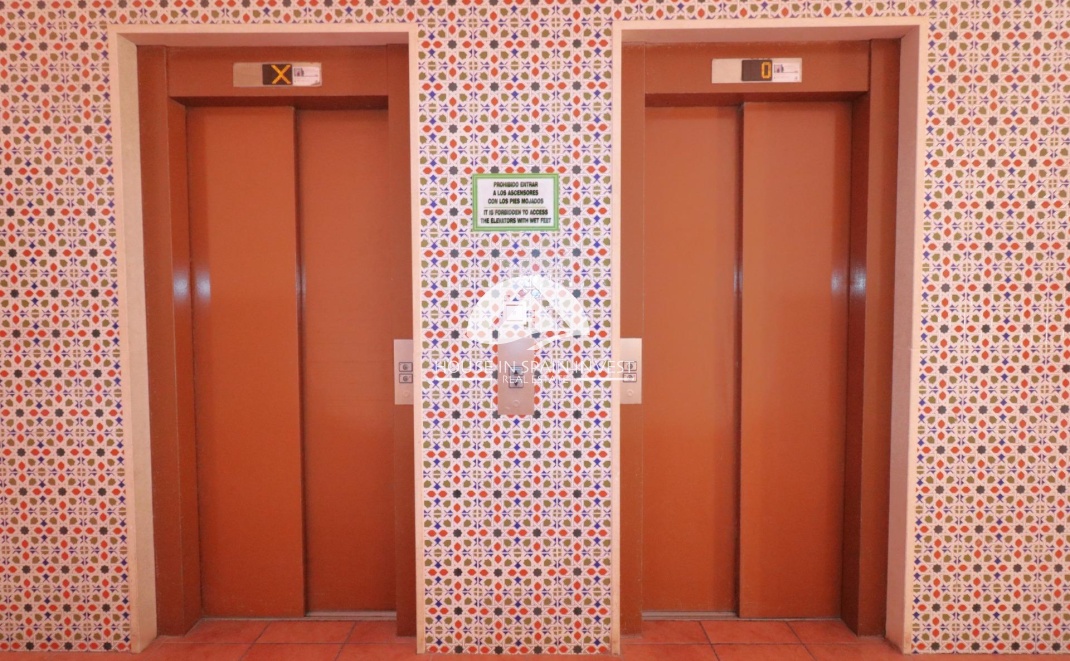 Herverkoop - Appartement - Torrevieja - Los Frutales