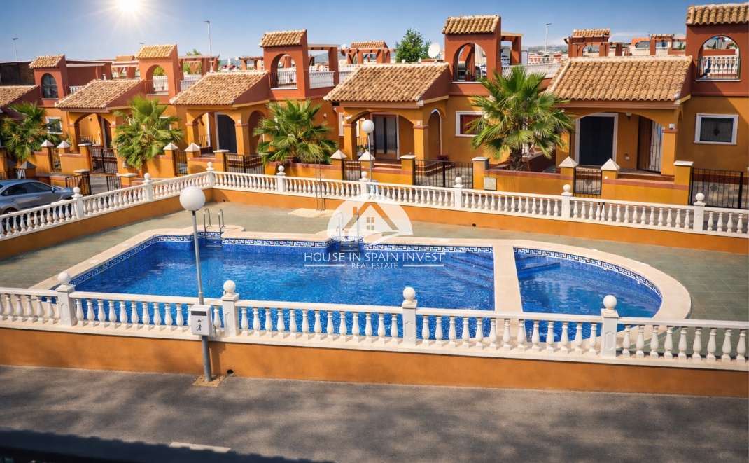 Herverkoop - Chalet - Torrevieja - Aguas Nuevas - Sector 25
