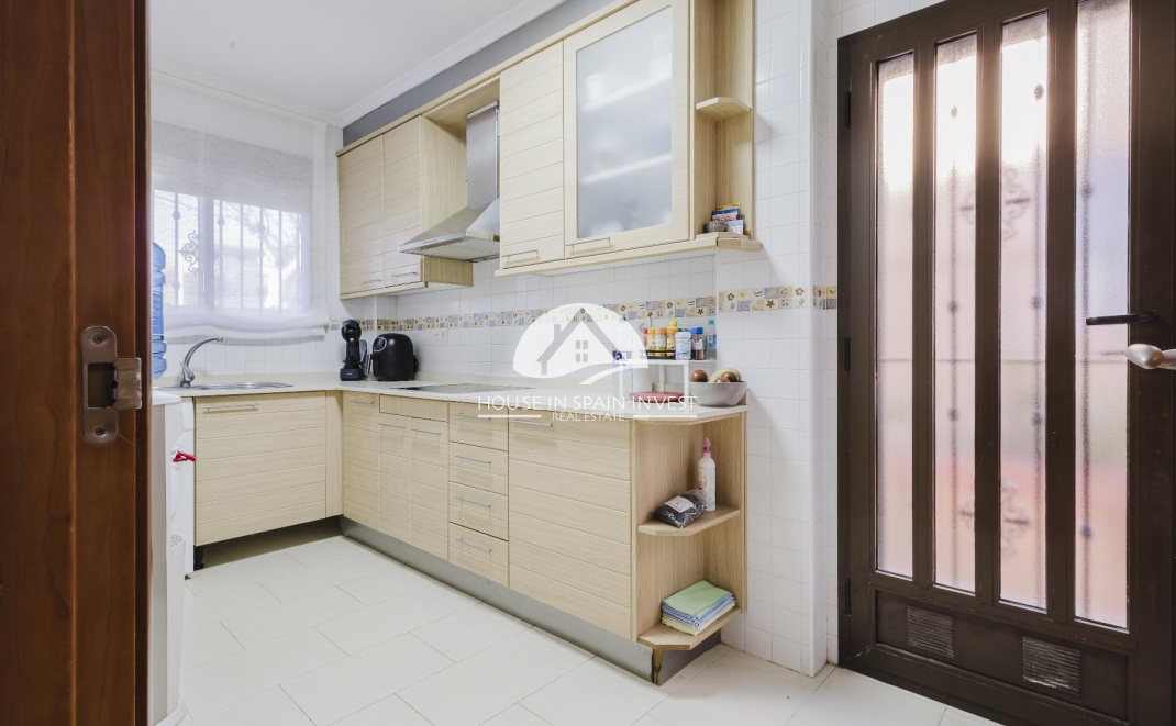 Herverkoop - Chalet - Torrevieja - Aguas Nuevas - Sector 25