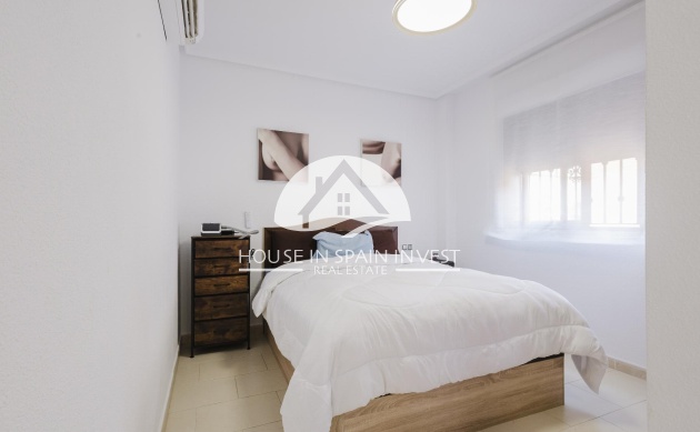 Herverkoop - Chalet - Torrevieja - Aguas Nuevas - Sector 25