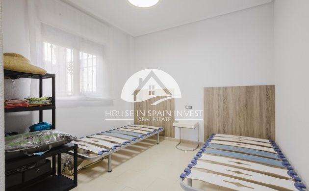 Herverkoop - Chalet - Torrevieja - Aguas Nuevas - Sector 25