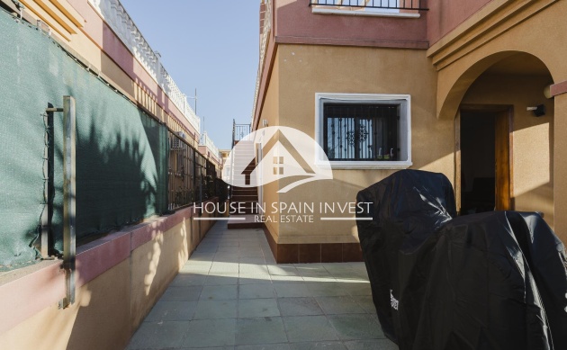 Herverkoop - Chalet - Torrevieja - Aguas Nuevas - Sector 25