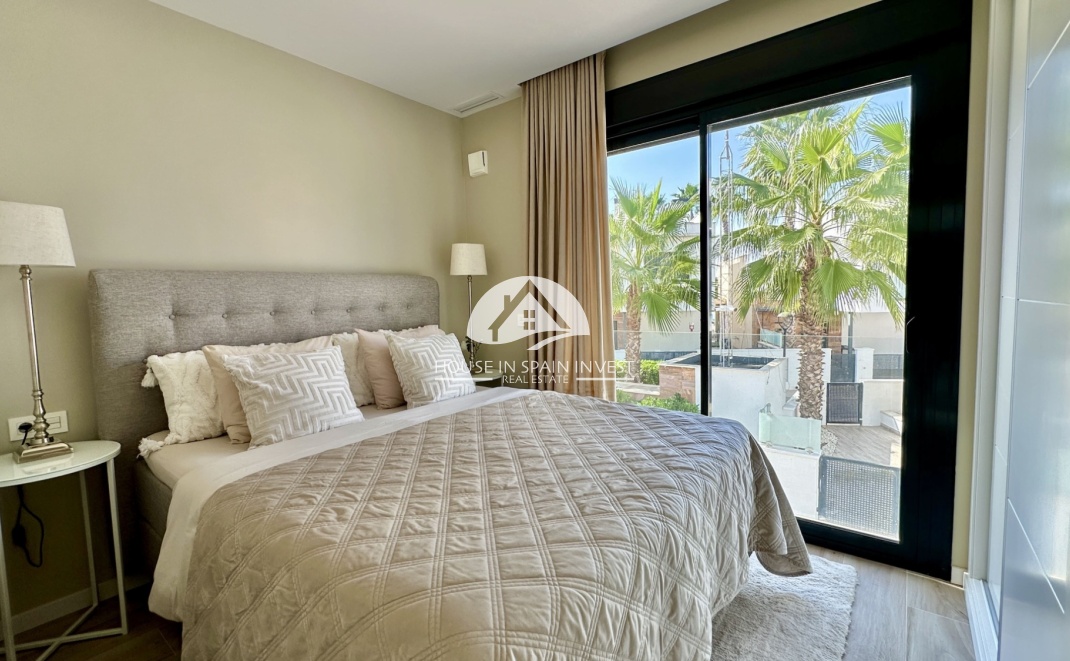 Herverkoop - Villa - Orihuela Costa - Lomas De Cabo Roig