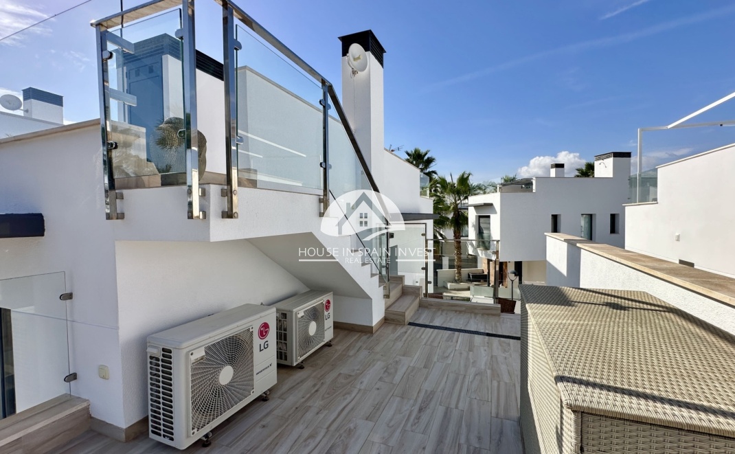 Herverkoop - Villa - Orihuela Costa - Lomas De Cabo Roig