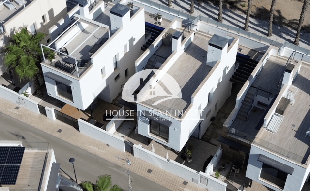 Herverkoop - Villa - Orihuela Costa - Lomas De Cabo Roig