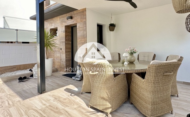 Herverkoop - Villa - Orihuela Costa - Lomas De Cabo Roig