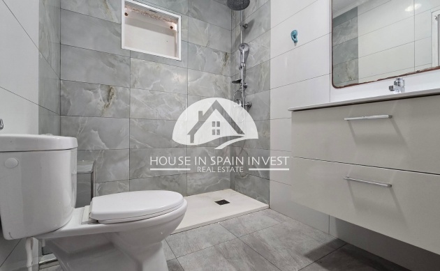 Resale - Villa - Torrevieja - La Siesta - El Chaparral - San Luis