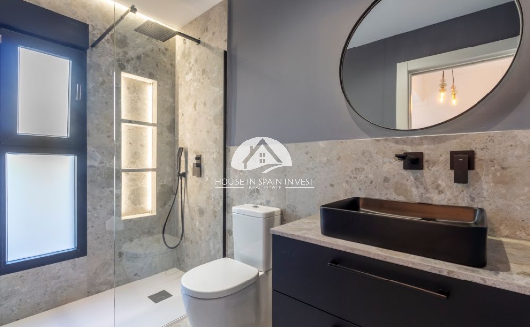 Resale - Villa - Torrevieja - La Siesta - El Chaparral - San Luis