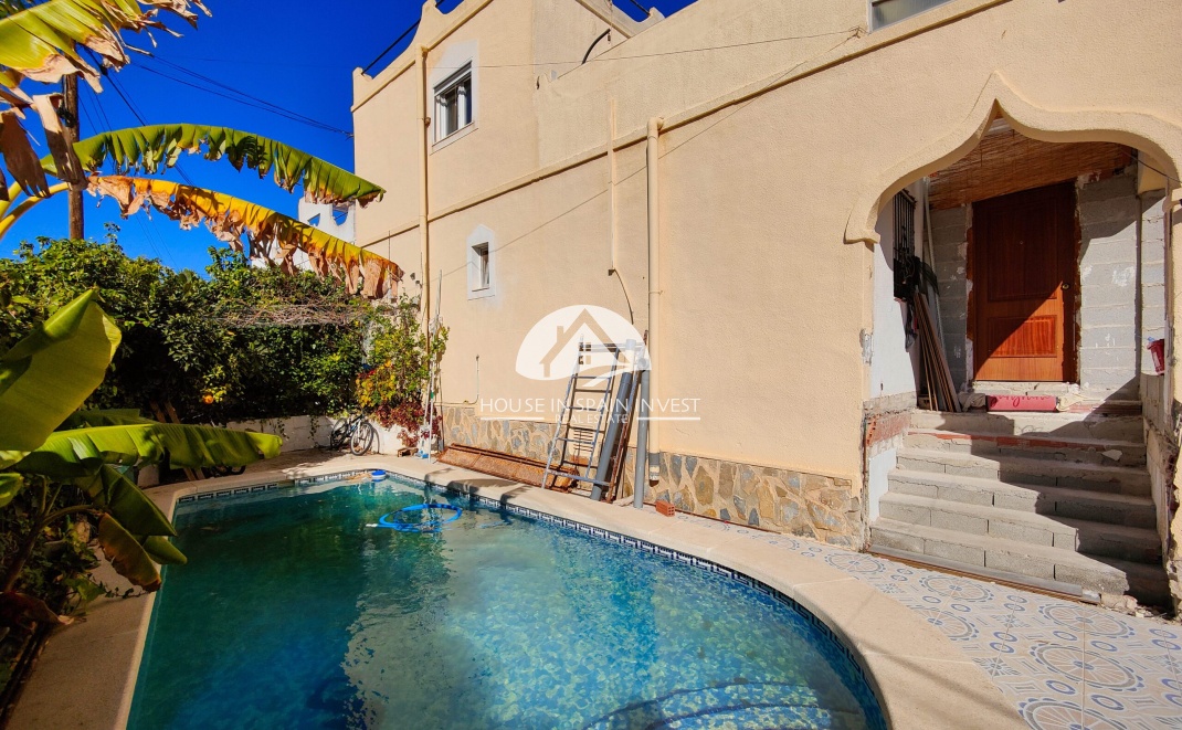 Resale - Townhouse - San Miguel de Salinas