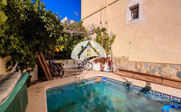 Resale - Townhouse - San Miguel de Salinas