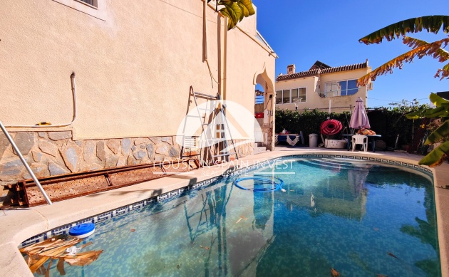 Resale - Townhouse - San Miguel de Salinas